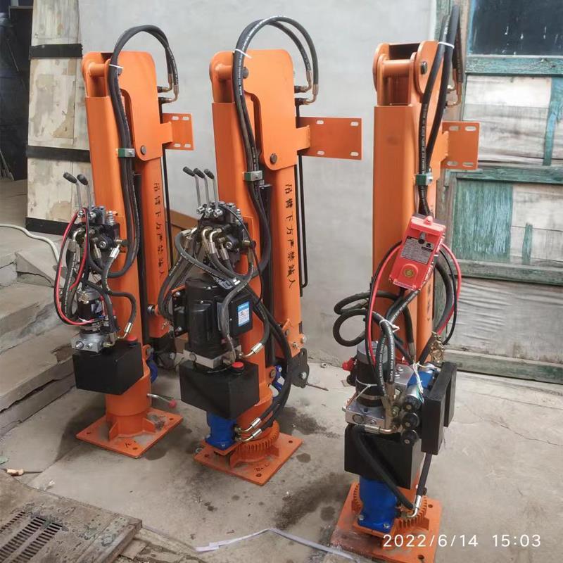 元宝区重汽蓝牌随车吊 3.2吨 国六动力强 液压驱动 农用自卸起重机